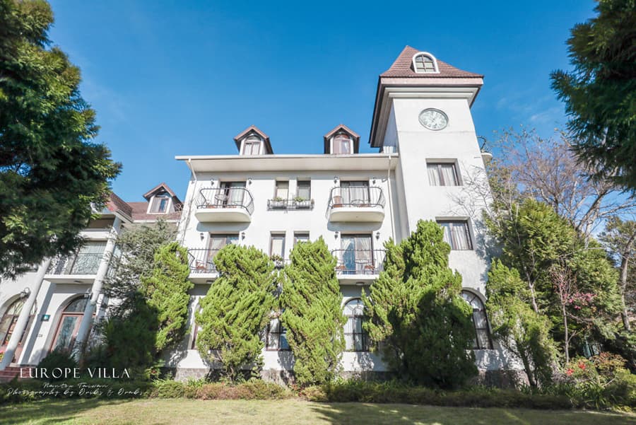 Recommended accommodation in Hehuan Mountain - European style town